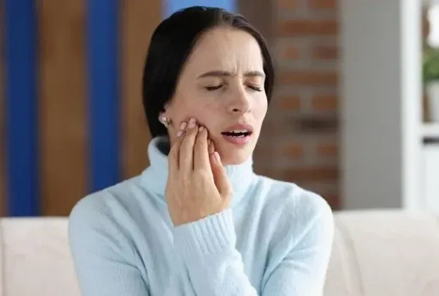 Gum Pain Years After Wisdom Tooth Removal: Causes, Treatment & When to Worry (2026 Guide)