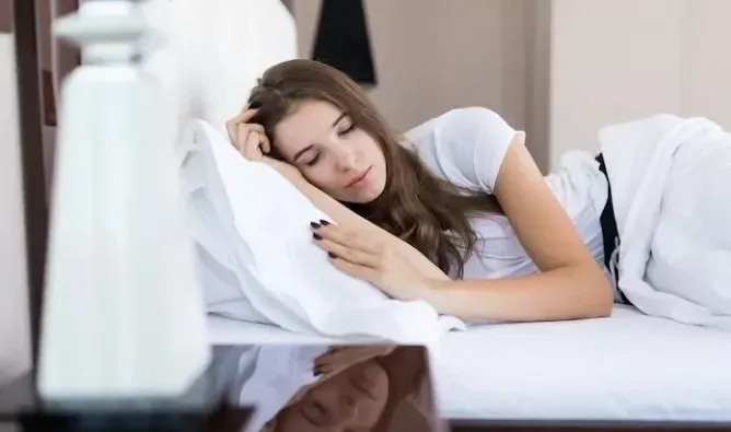 First Night After Tooth Extraction: Your Full Guide To The First 48 Hours