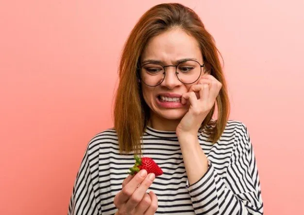 Throbbing Pain After Wisdom Tooth Extraction: Here’s What to Do